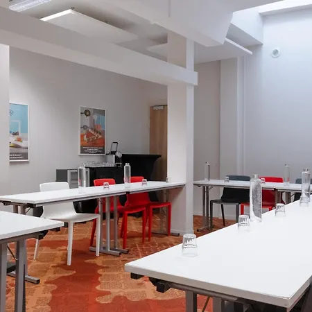 Ibis Styles Centre Le Theatro Hotel
