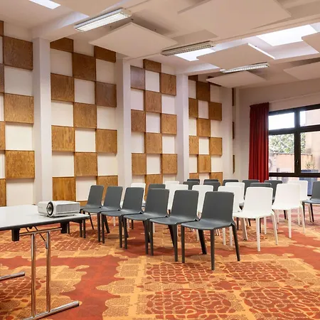 Ibis Styles Centre Le Theatro Hotel 3*