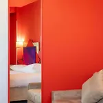 Ibis Styles Centre Le Theatro Hotel 3*