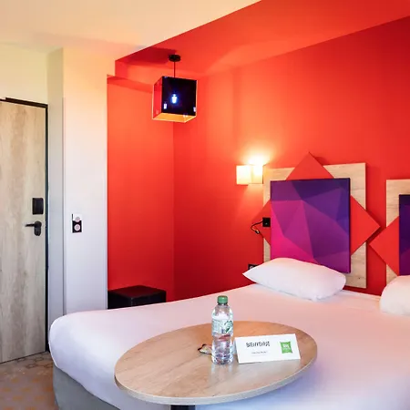 Ibis Styles Centre Le Theatro ホテル 3*