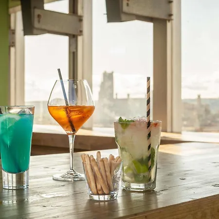 Ibis Styles Centre Le Theatro Hotell 3*