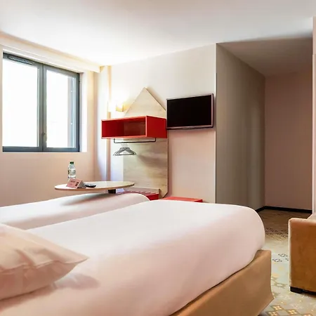 Ibis Styles Centre Le Theatro Отель 3*
