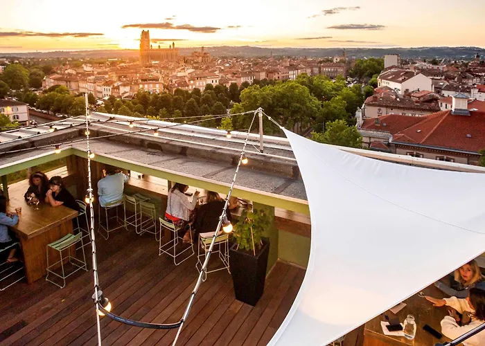 Ibis Styles Centre Le Theatro Hotel 3*