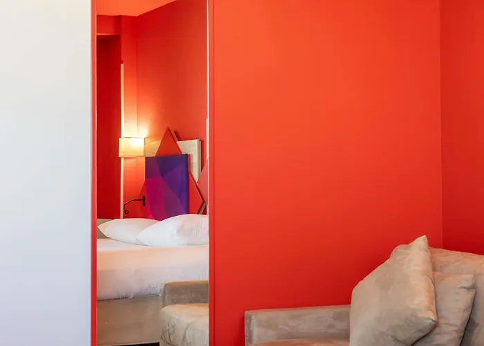 Ibis Styles Centre Le Theatro Hotel 3*