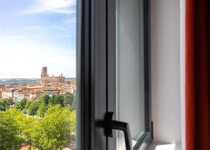 Ibis Styles Centre Le Theatro Hotel